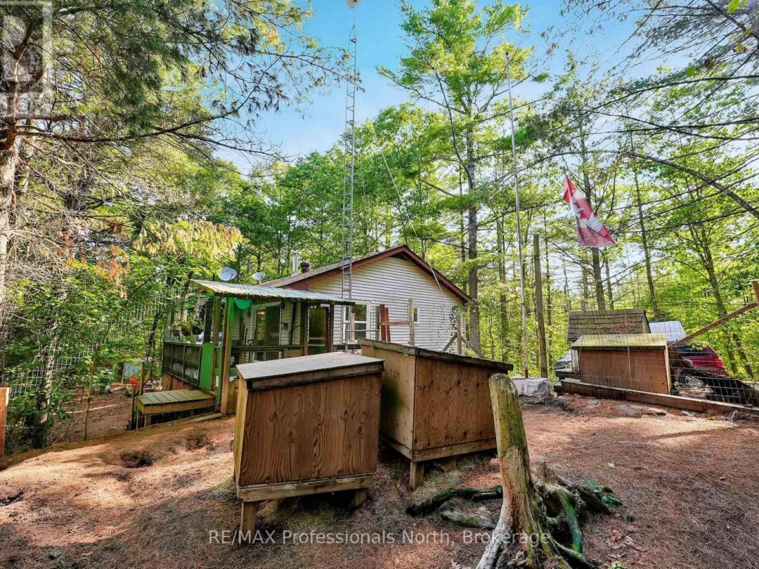 1021 MILLWOODS ROAD, 