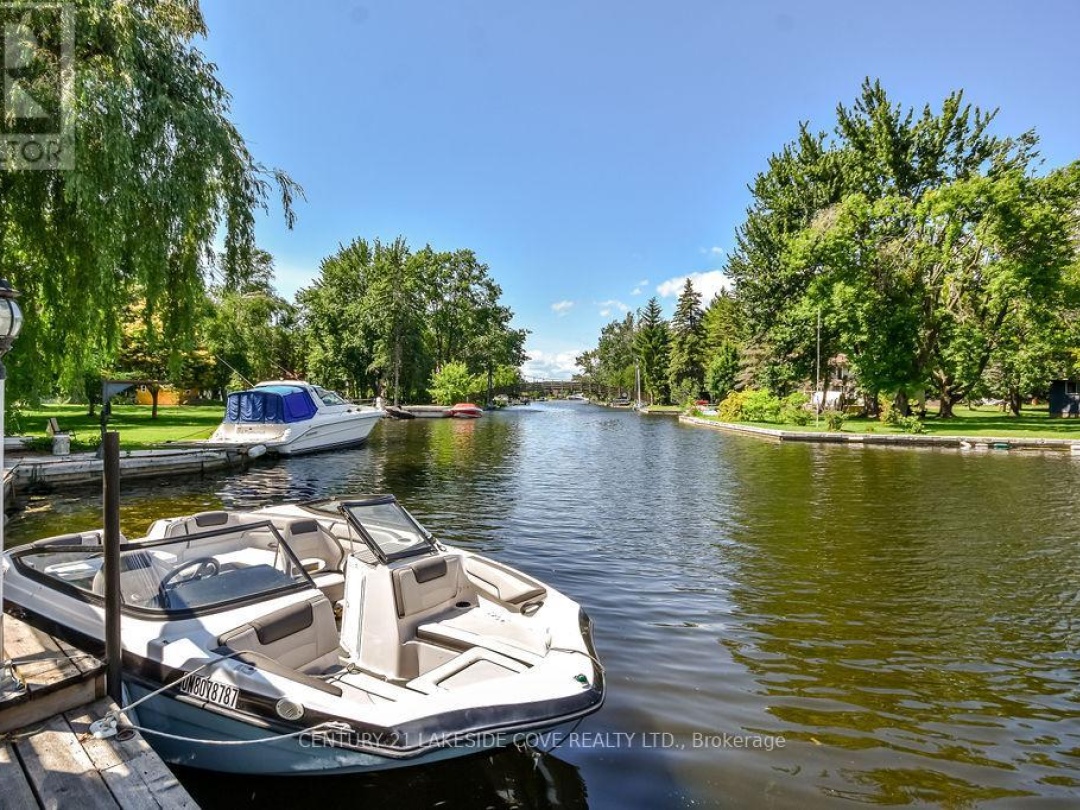 27 POPLAR CRESCENT, 