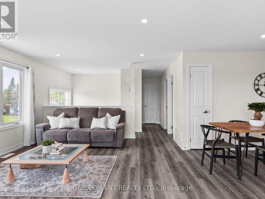 37 Easton Avenue, Tay