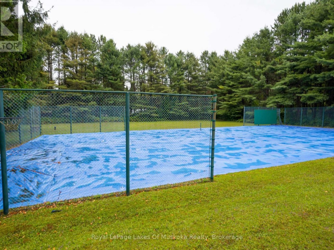 574 RAVENSCLIFFE ROAD, 