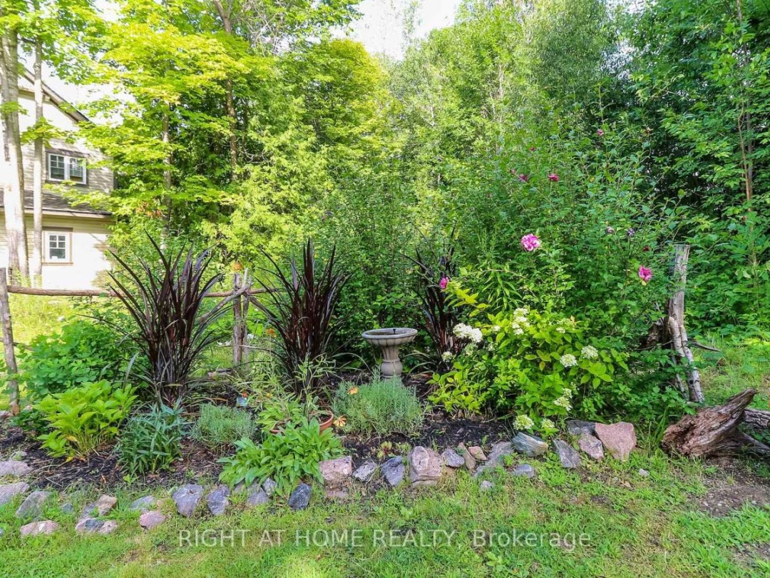 22 Marina Village Drive, Georgian Bay