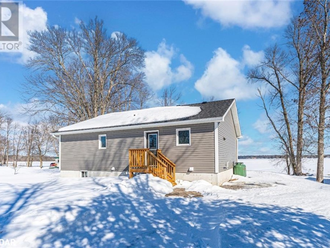 4097 Dalrymple Drive, Dalrymple Lake