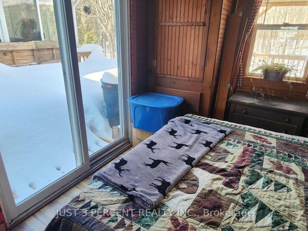 55 Northern Avenue, Little Bald Lake