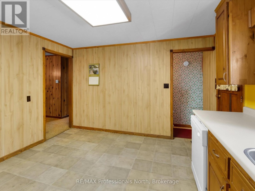 1716 GRAVENHURST PARKWAY, 