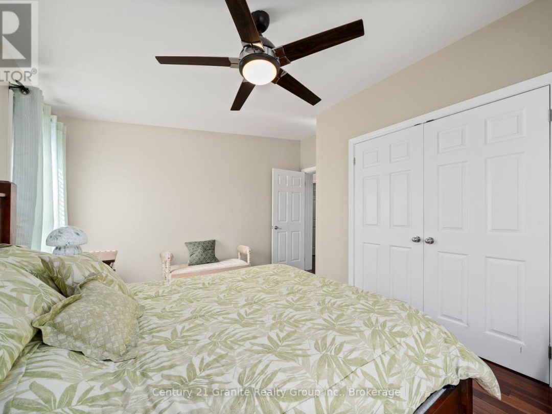 58 CREEKSIDE CIRCLE, 