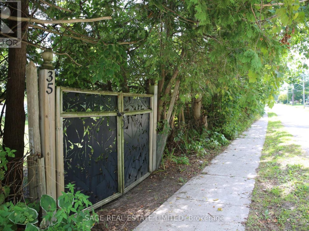 35 NORTH WATER STREET, 