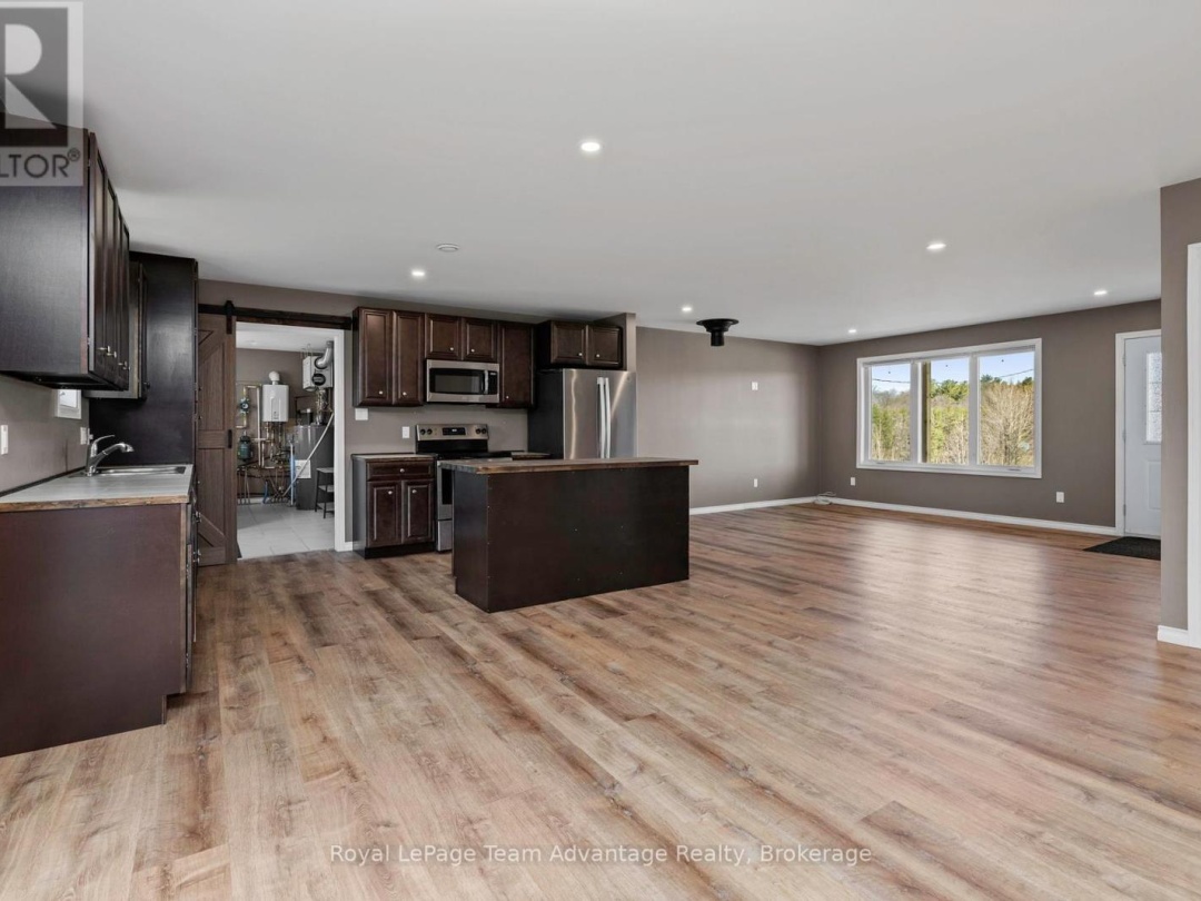 28 Meadowcrest Drive, McDougall