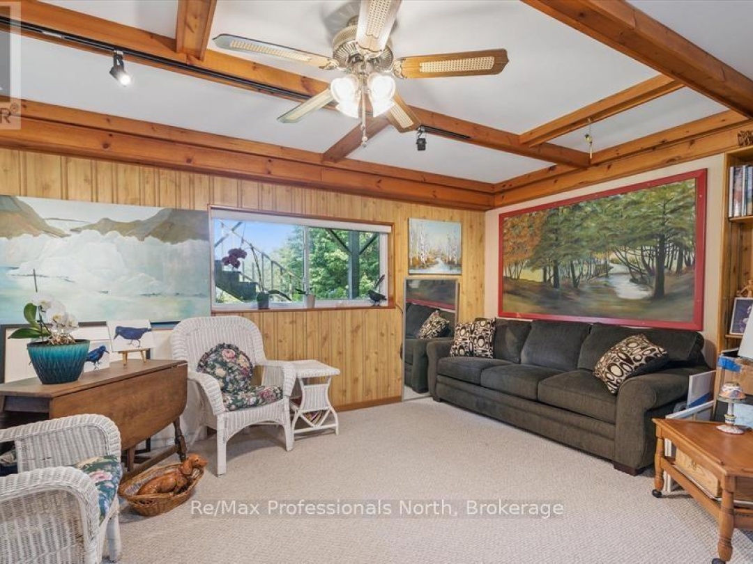 1042 RIVER HAVEN ROAD, Muskoka River