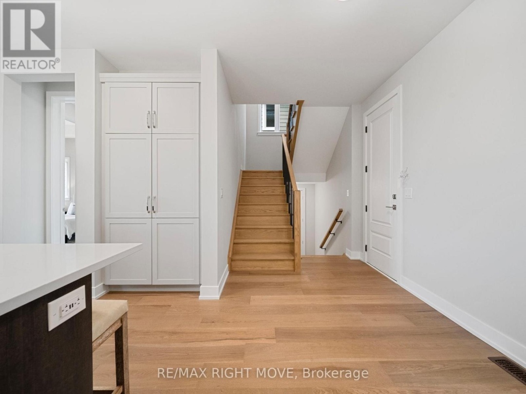 3192 Orion Boulevard, Orillia
