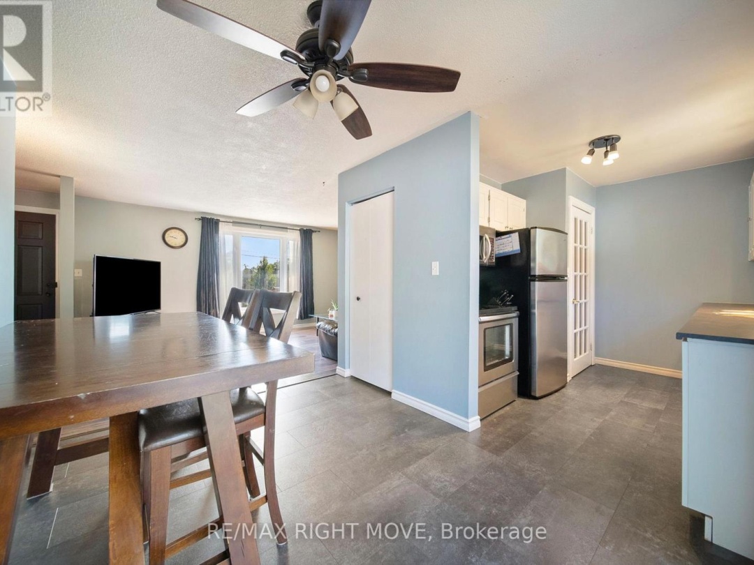 3 WESTMOUNT DRIVE N, 