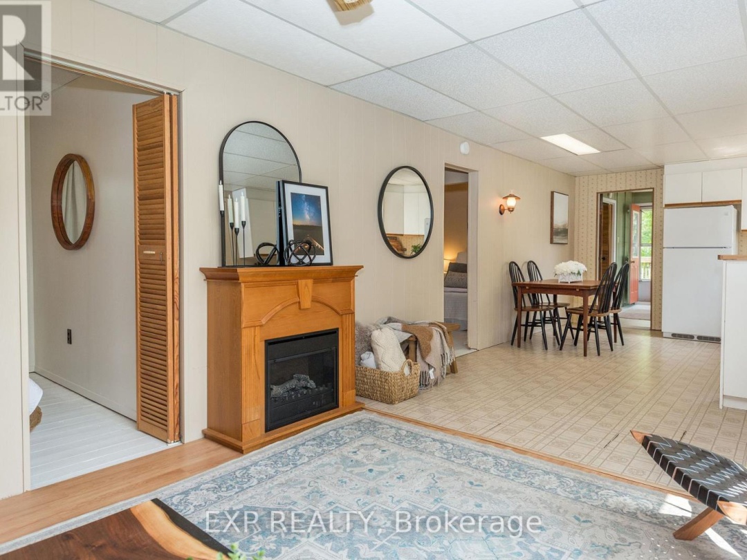 28 PARK LANE, 