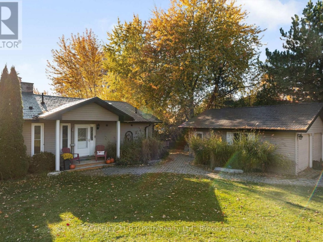 3772 Harry's Lane, Lake Simcoe
