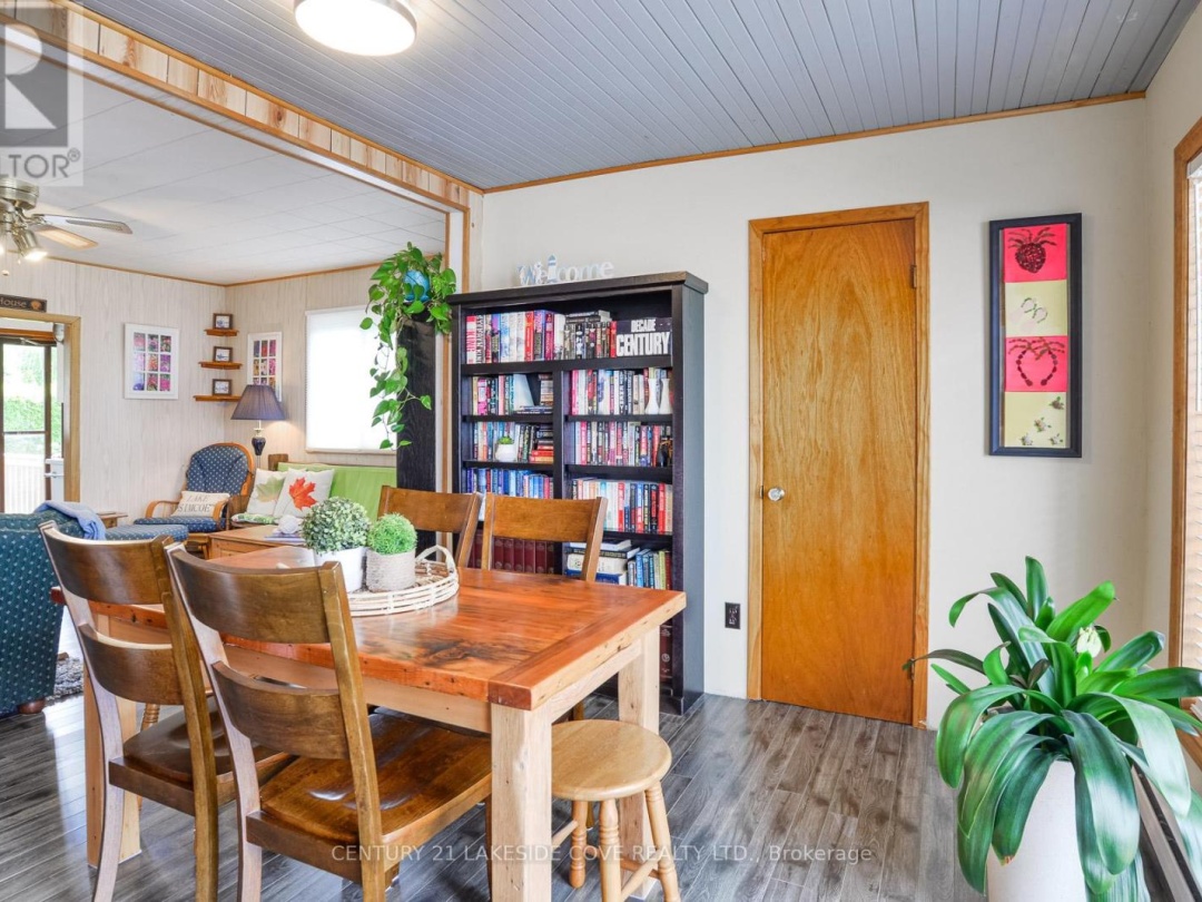 2730 LONE BIRCH TRAIL N, 