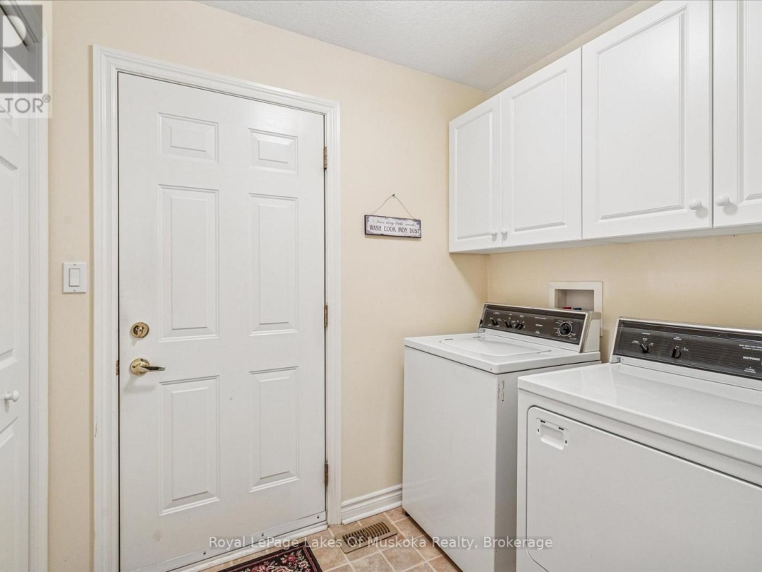 7 INVERARAY COURT, 