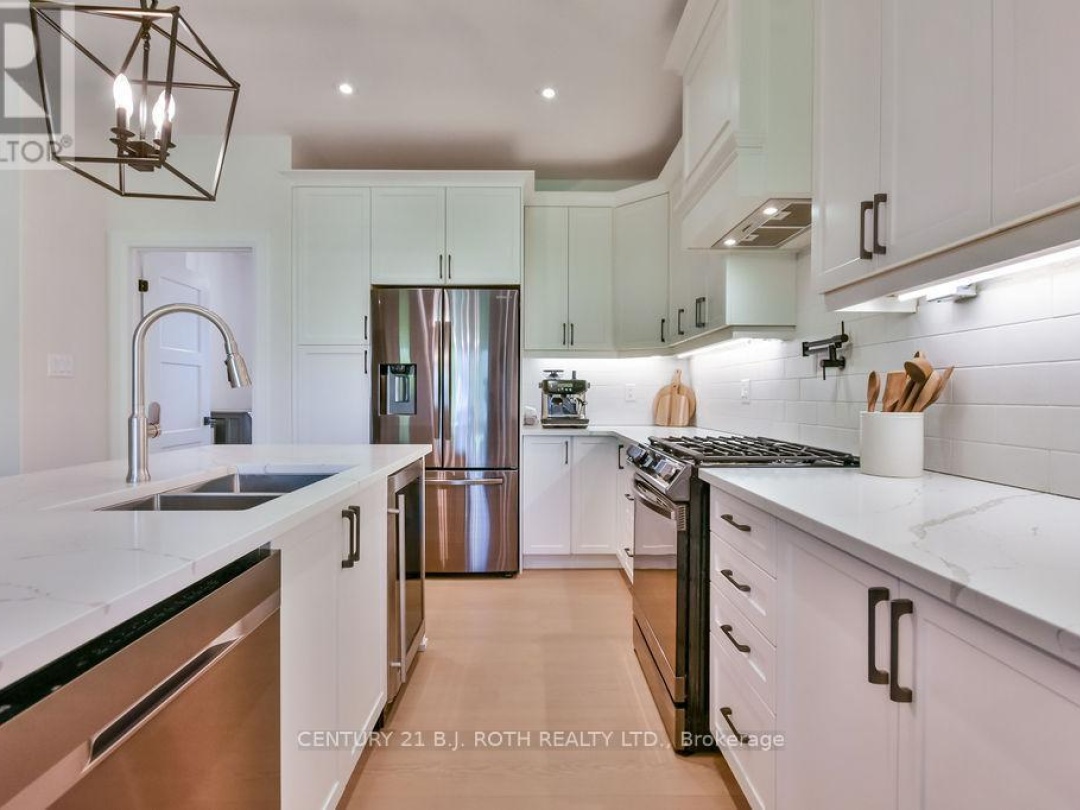 51 CHESLOCK CRESCENT, 