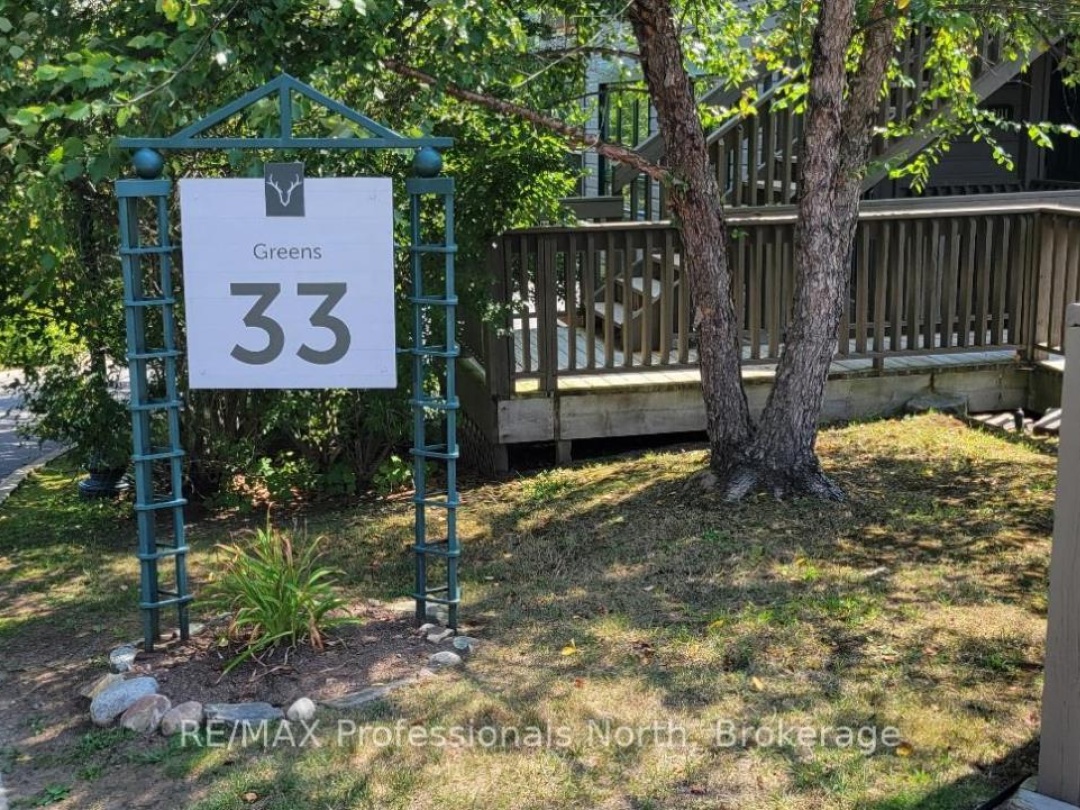 105 - 33 DEERHURST GREENS, Peninsula Lake