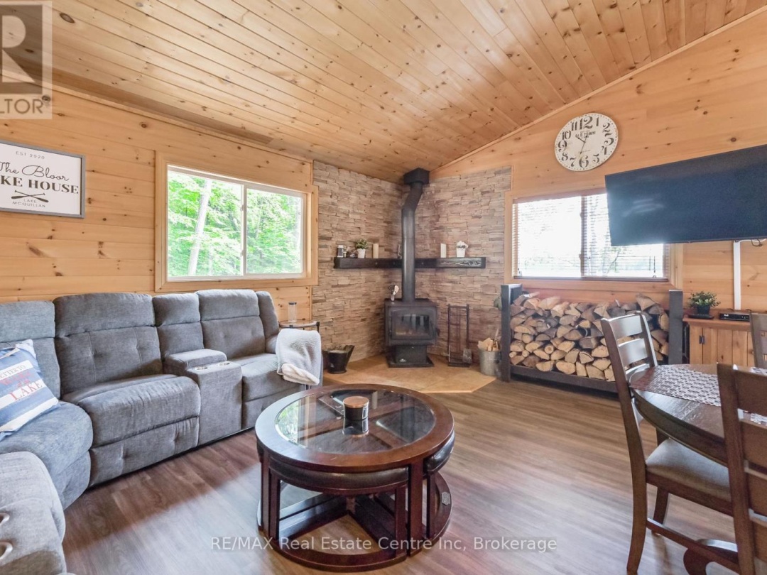 22 SOUTH CRANE LAKE ROAD, 