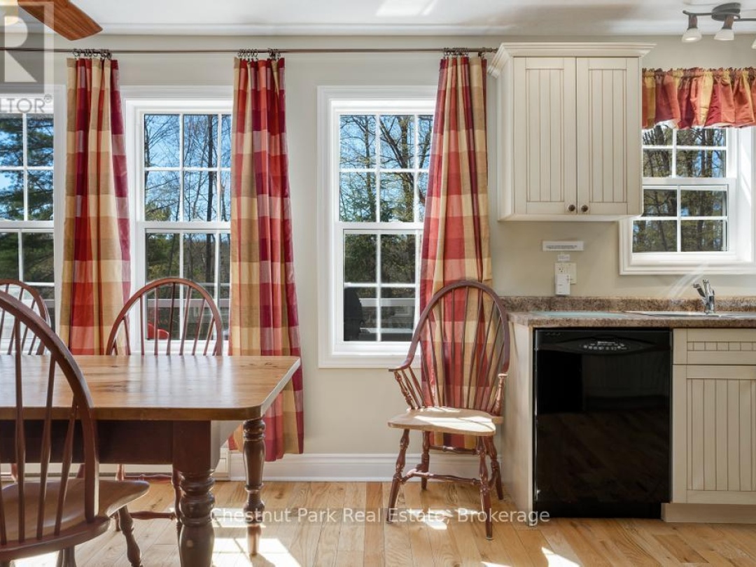 1052 RAT BAY RD 109-7 ROAD, Lake of Bays