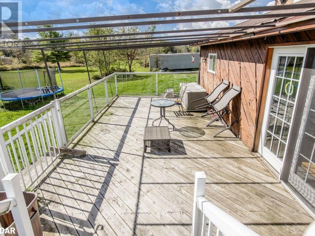 776 Monck Road 45, Head River