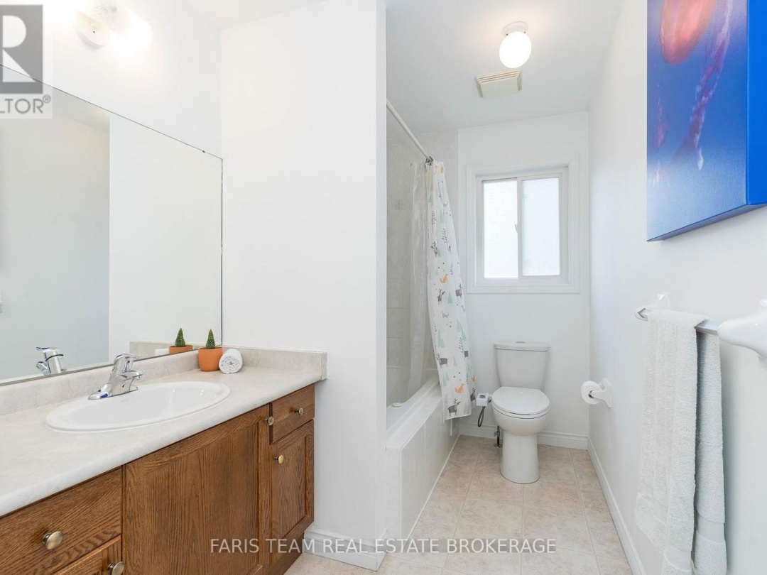 33 GEORGIAS WALK, 