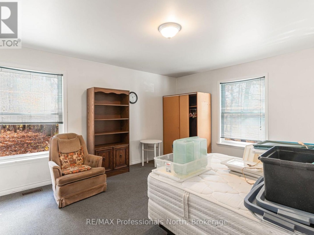 1415 SOUTH LAKE ROAD, 