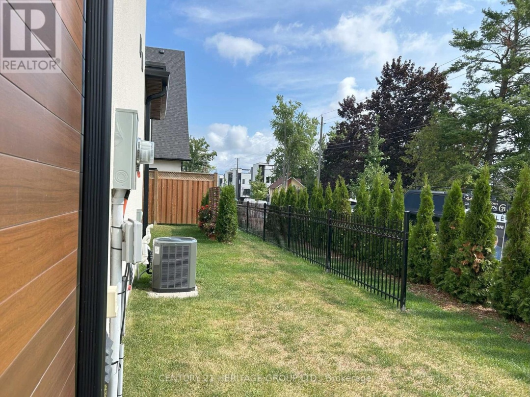44 RUBY CRESCENT, 