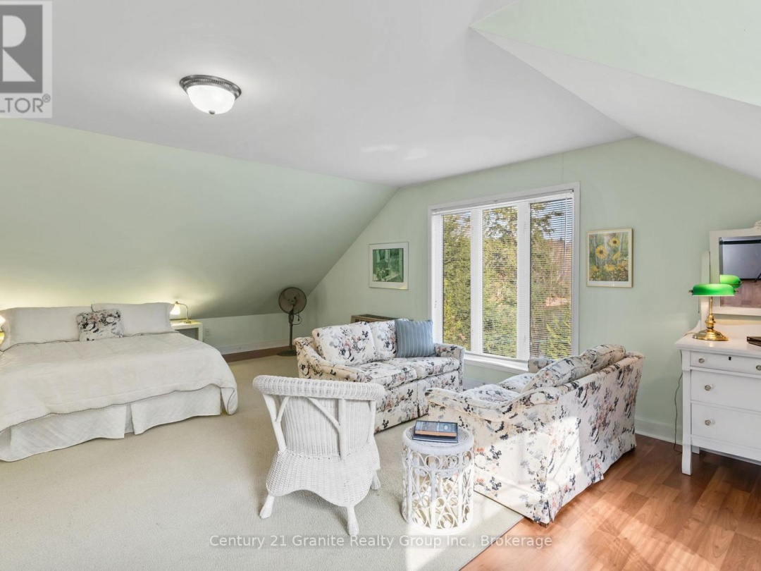 3526 WEST SHORE ROAD, 