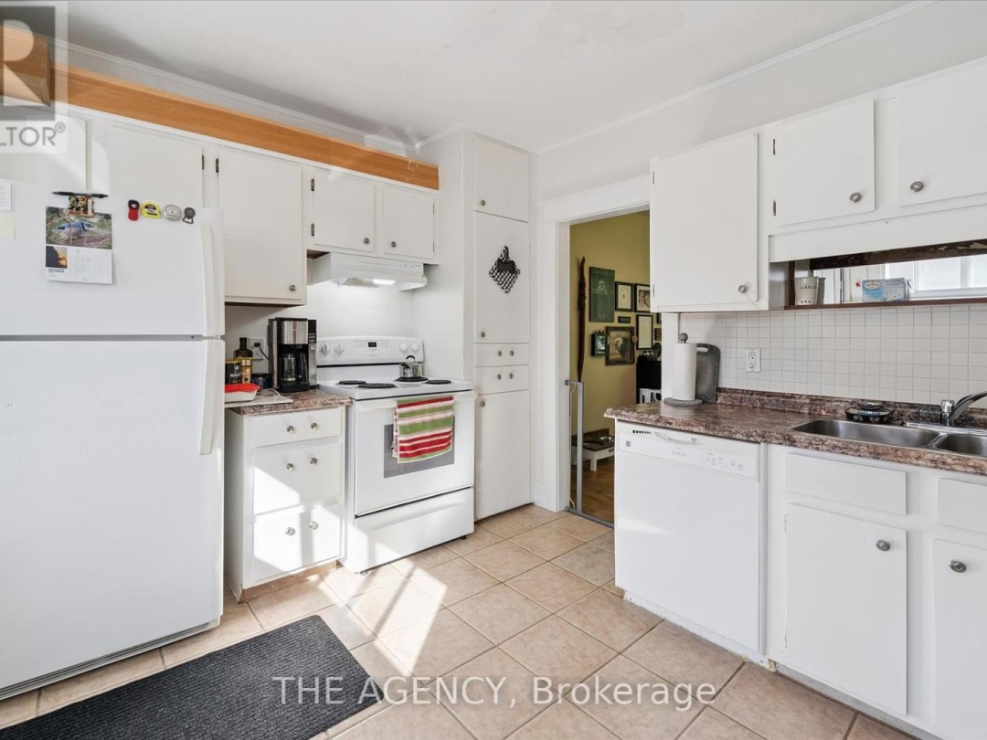 31 BRUNEL ROAD, 