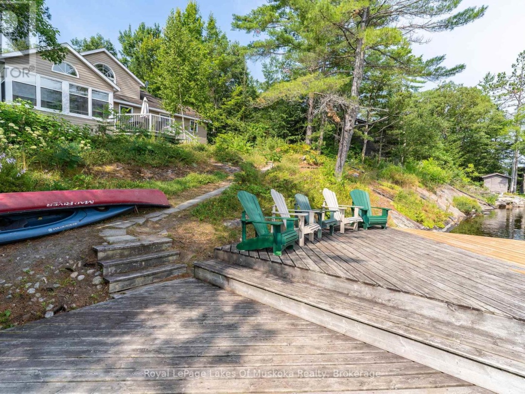 49 PINETREE ROAD, Loon Lake