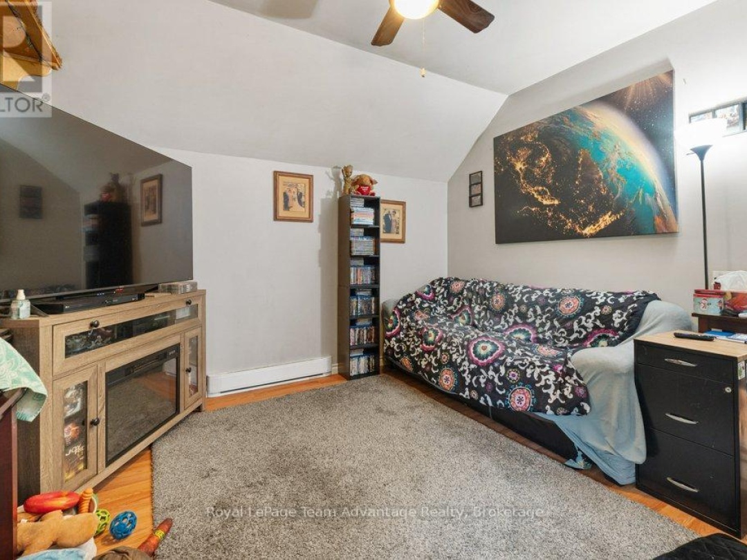 32 WAUBEEK STREET, 