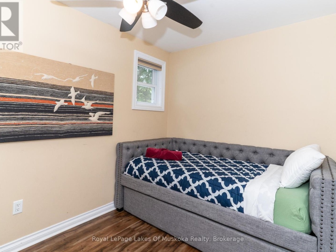 49 PINETREE ROAD, 