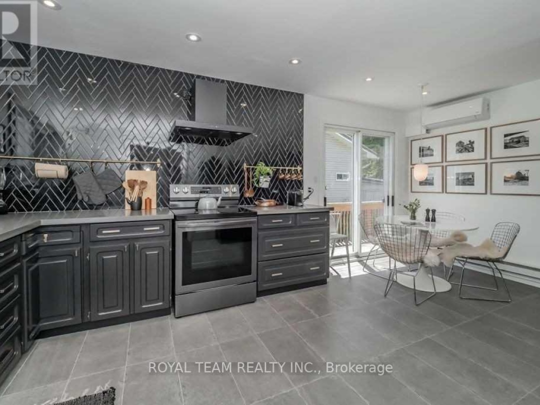 22 Turtle Path, Lake Simcoe