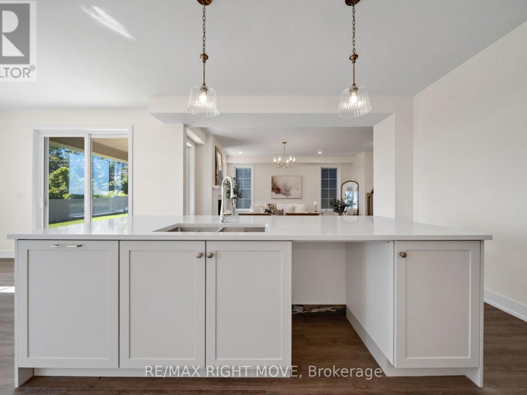 3194 ORION BOULEVARD, 