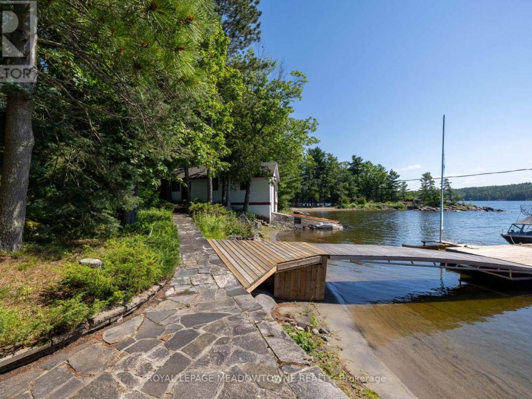 1 B721 GALT ISLAND, Georgian Bay