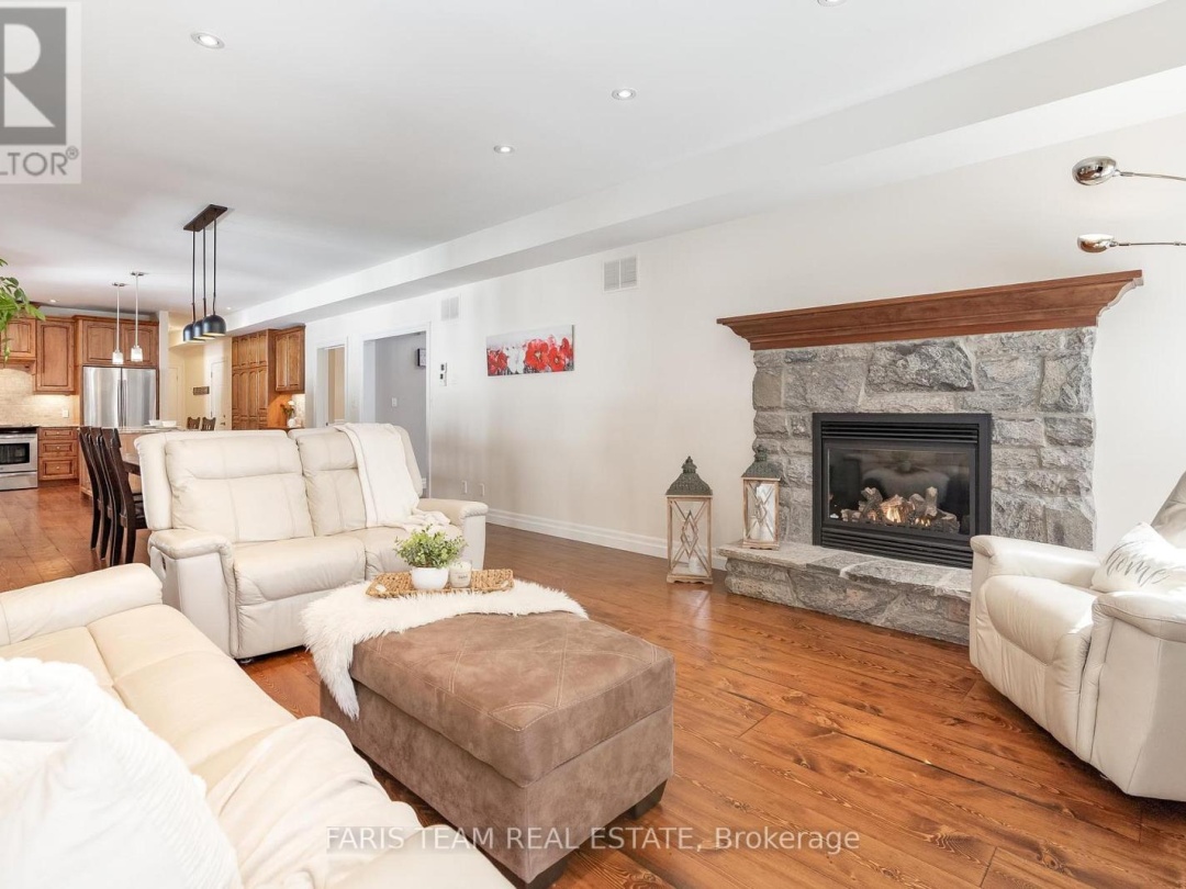 156 DEERFOOT TRAIL, 