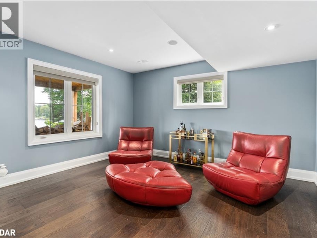 1043 FORTUNES Trail, 