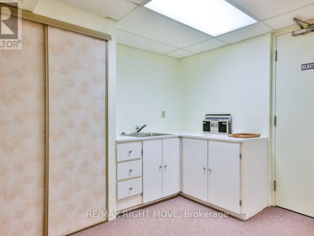 101 - 95 MATCHEDASH STREET N, 