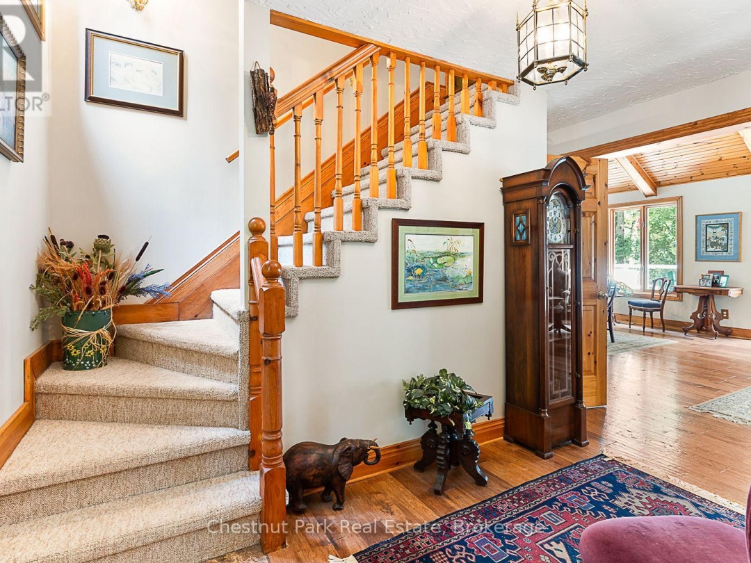 1003 Arnott Lane, Redstone Lake