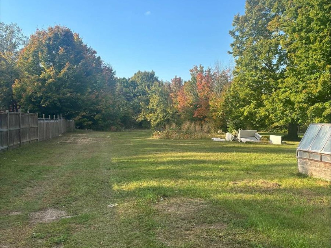 3138 ROBB COURT, 