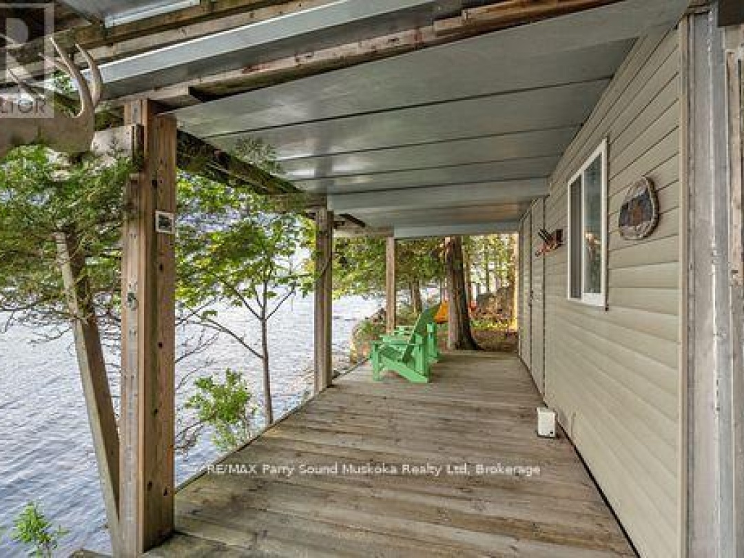 124 HEALEY LAKE WATER, Healey Lake