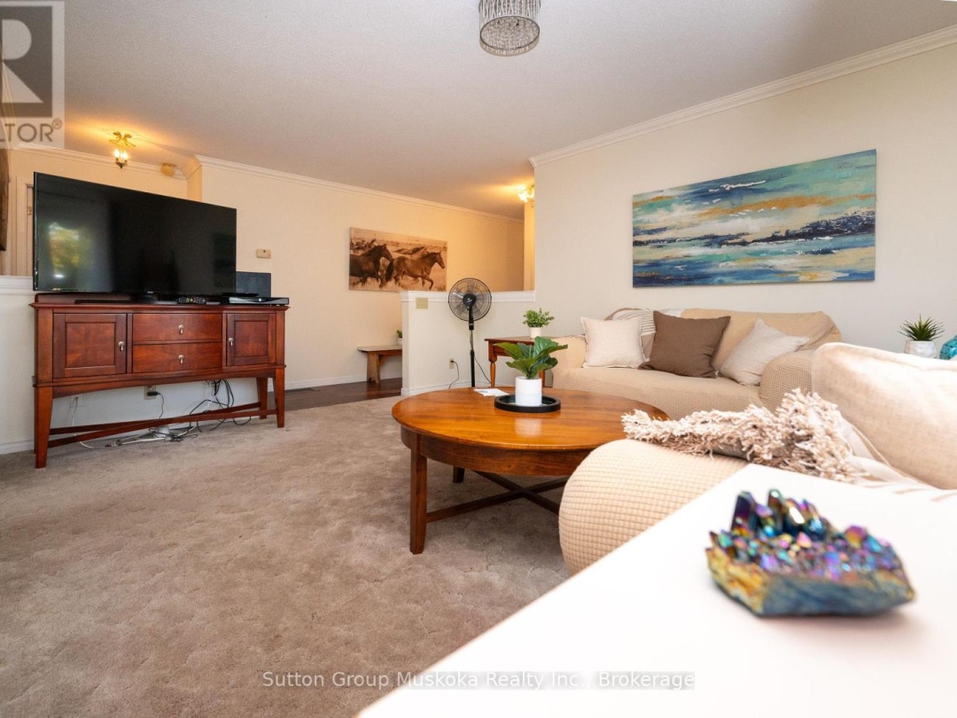 7 GLENWOOD DRIVE, 
