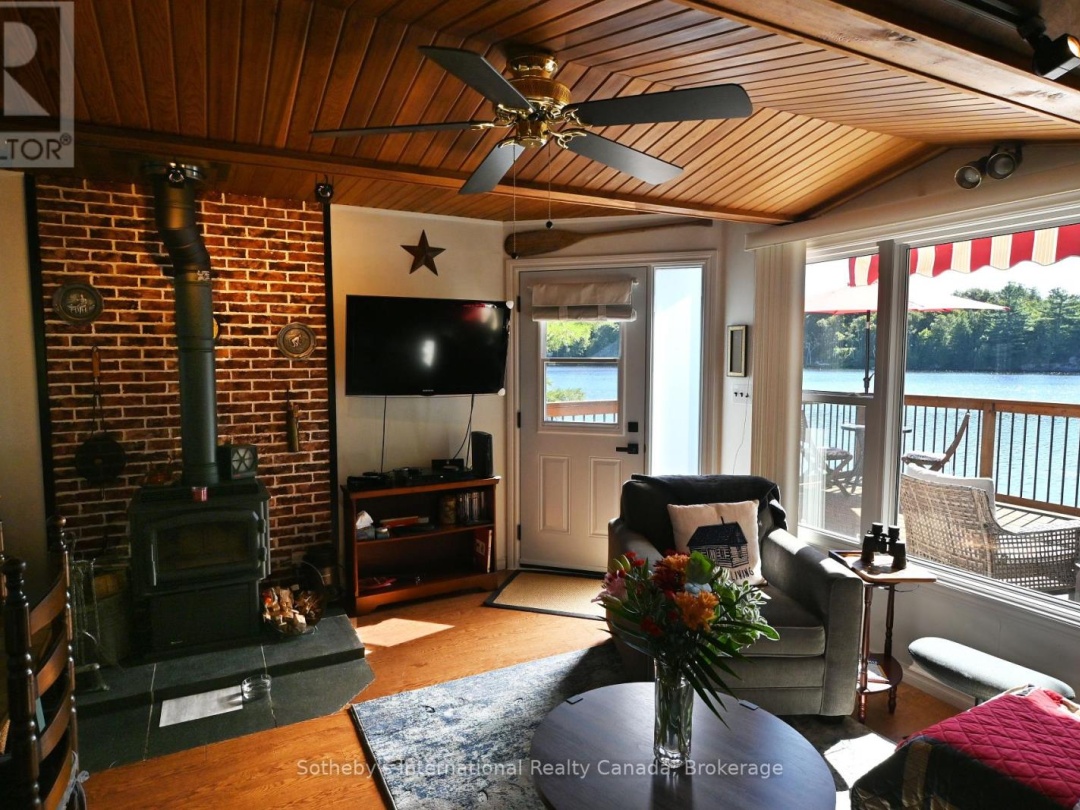 28 PINEWOOD ROAD, 