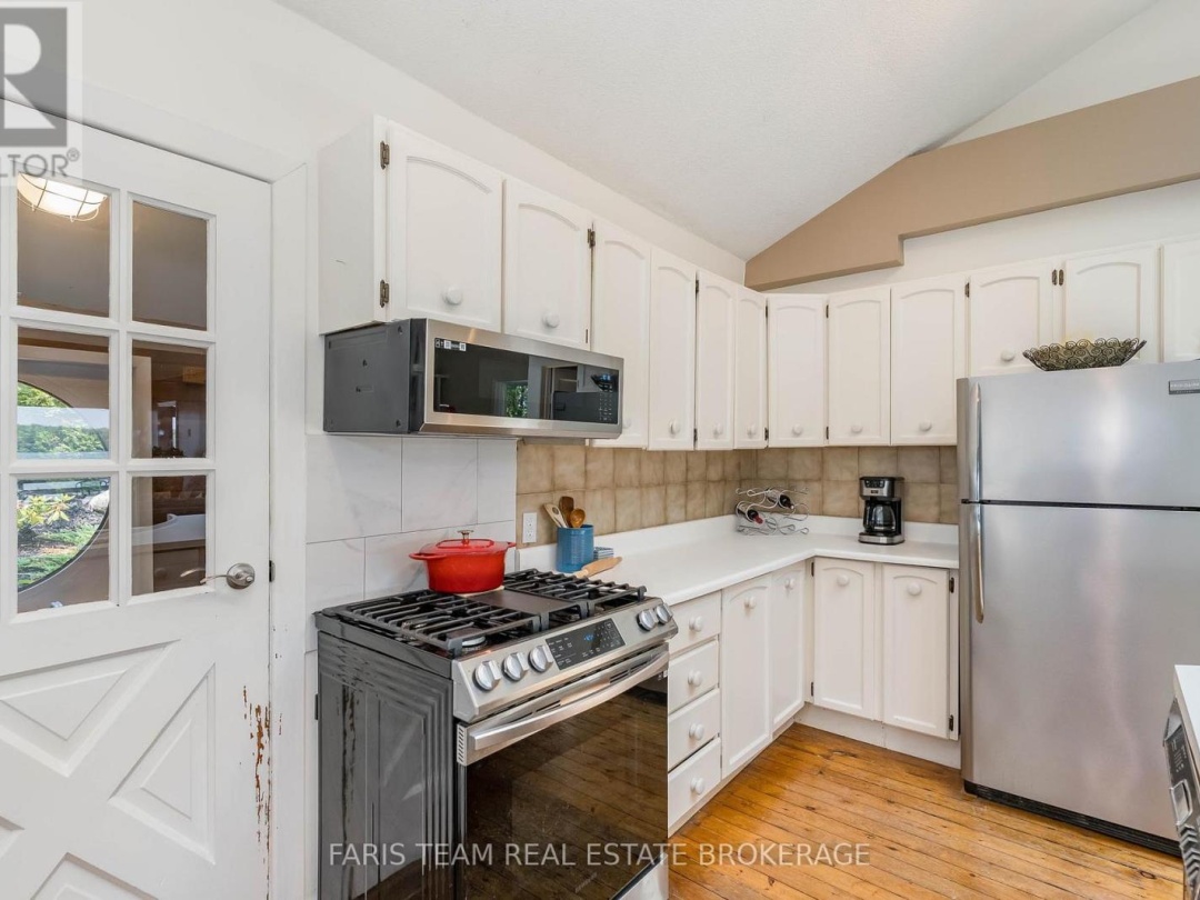127 SHORELINE DRIVE, 