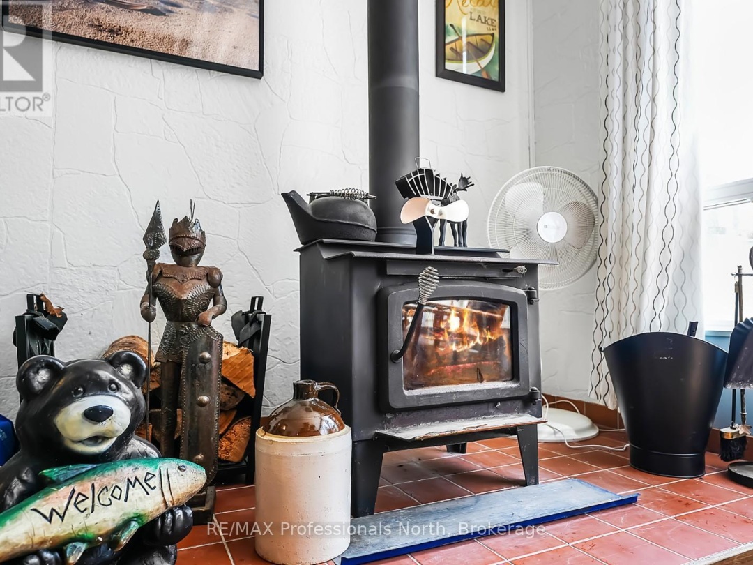 1025 MANITOU ROAD, 