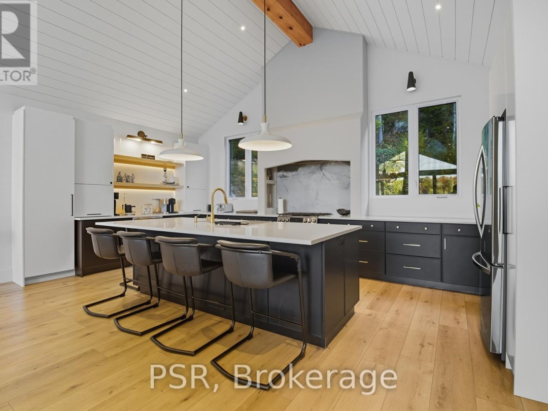 1399 BAYBREEZE LANE, 