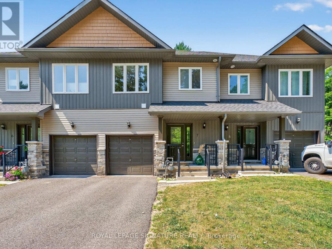 8 - 393 MANITOBA STREET, 