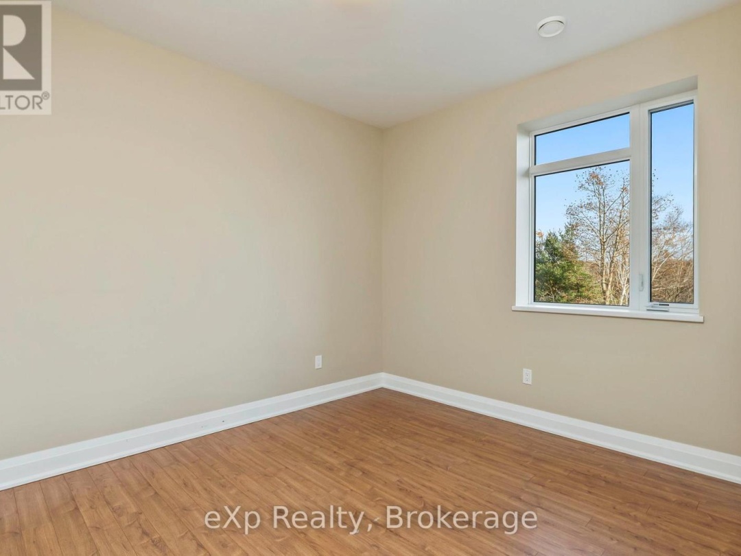 308 - 20D SILVER BIRCH COURT, 