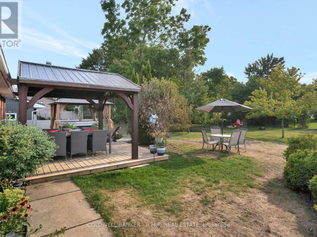 2850 PERRY AVENUE, 