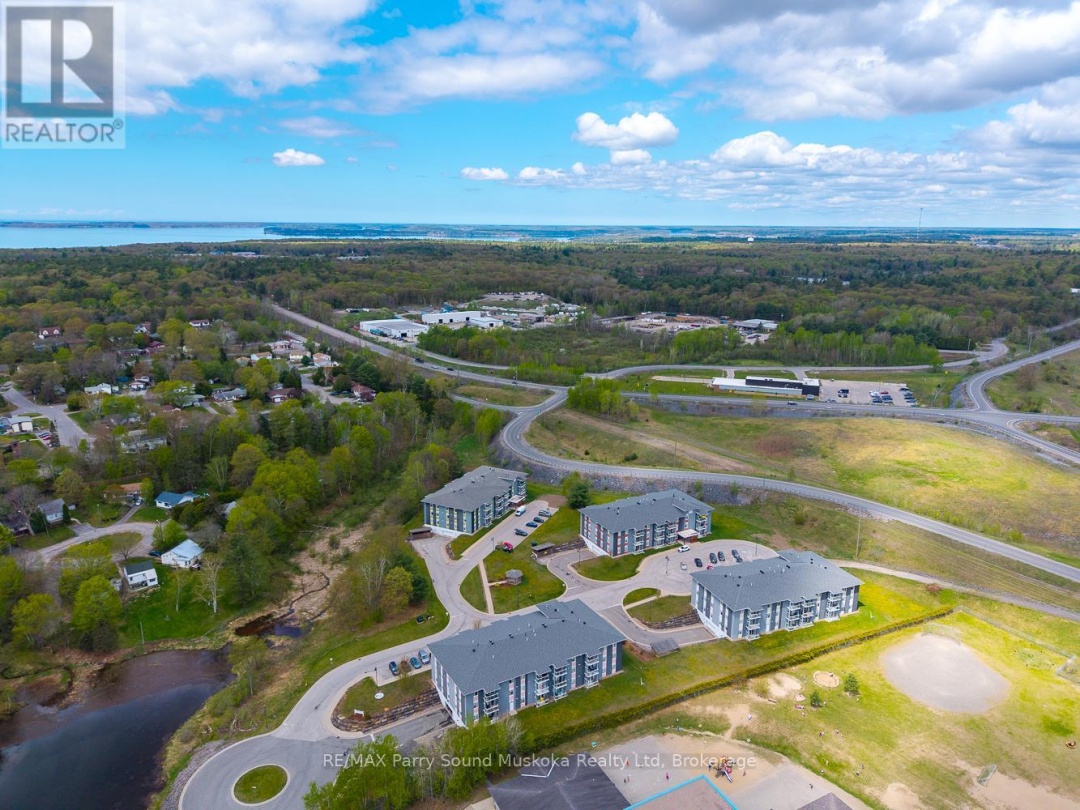 304 20 Silver Birch Court, Parry Sound