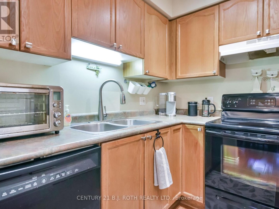 17 VIVIAN LANE, 